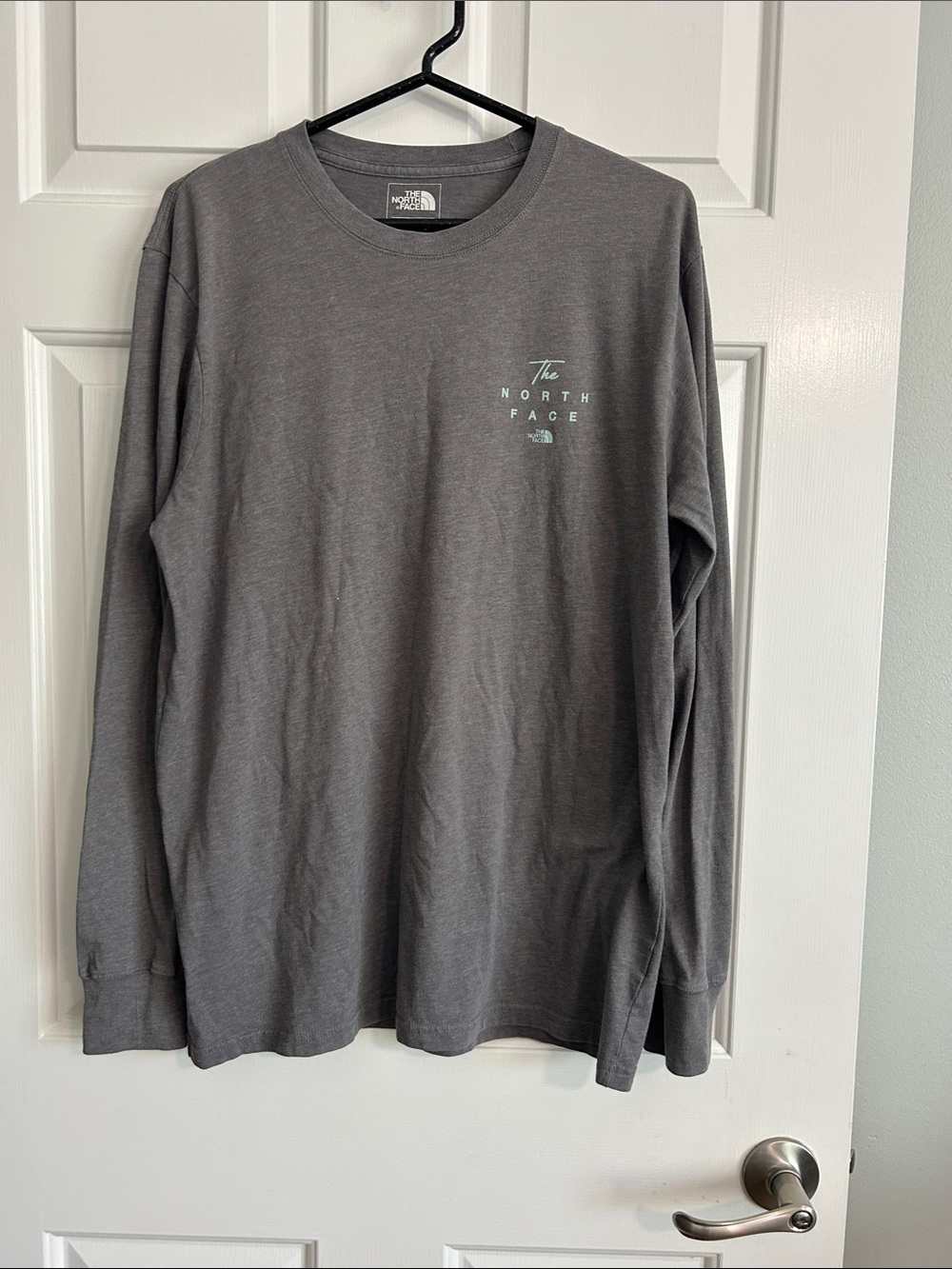 The North Face Men's Long-Sleeve Crew Tee - Charcoal
